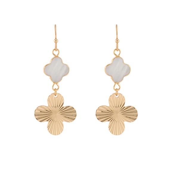 Linked Clover Dangle Earrings - Picture 1 of 1